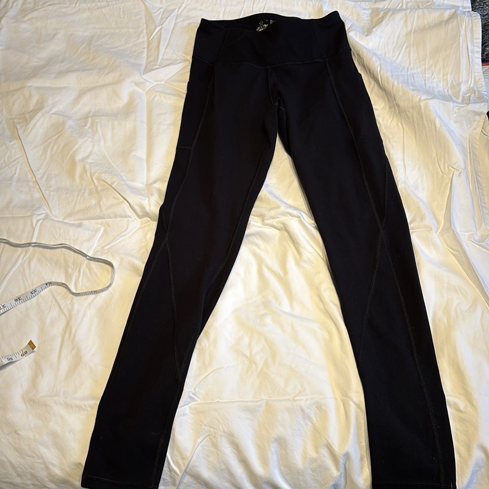 HeathyYoga leggings. Like new condition. Size Small